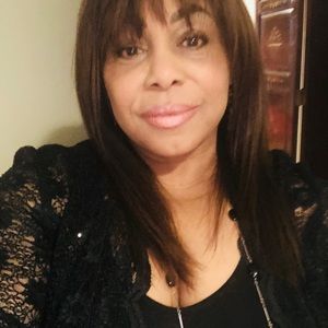 Meet your Posher, Ramona